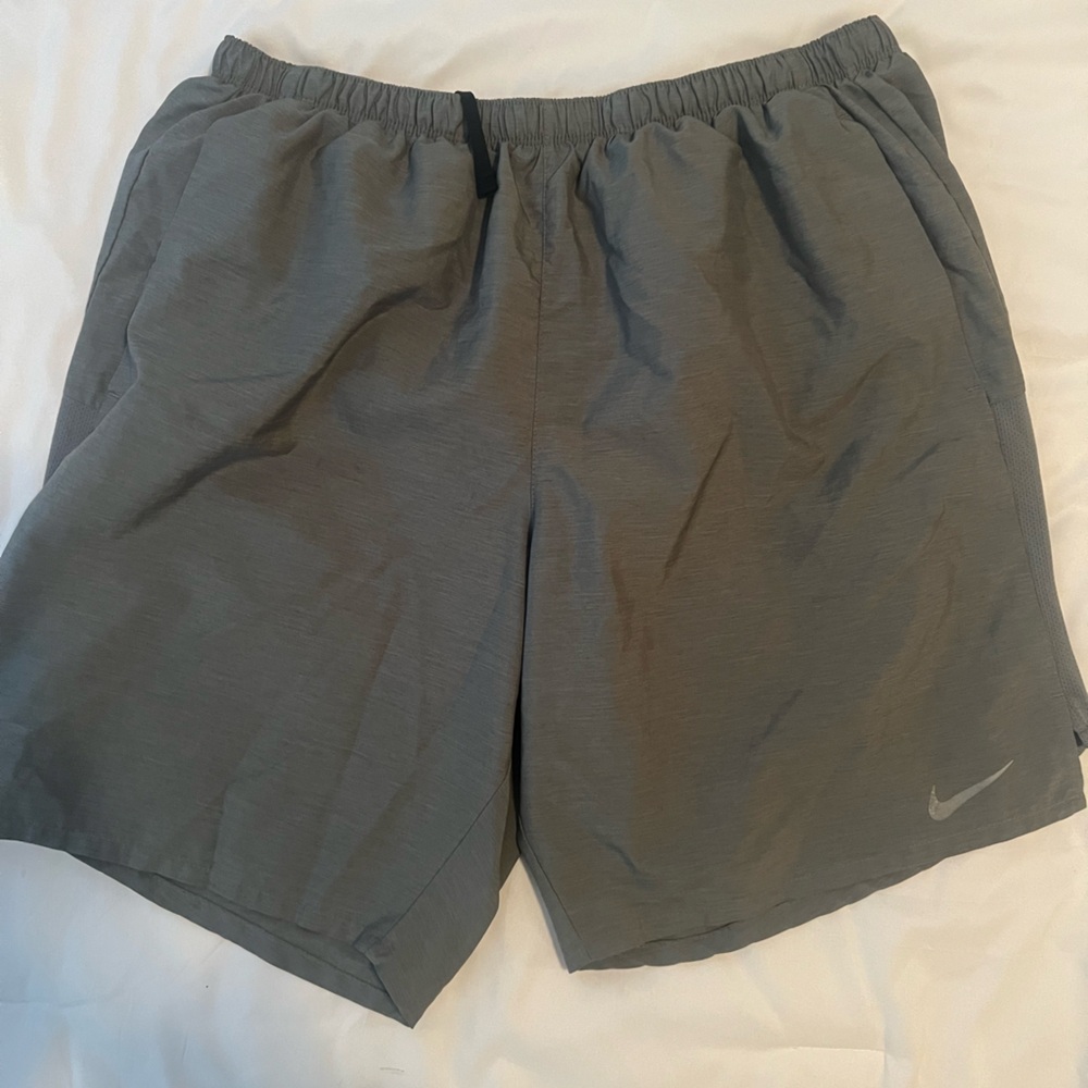 S O L D! Men’s Nike Dri-Fit Athletic Shorts